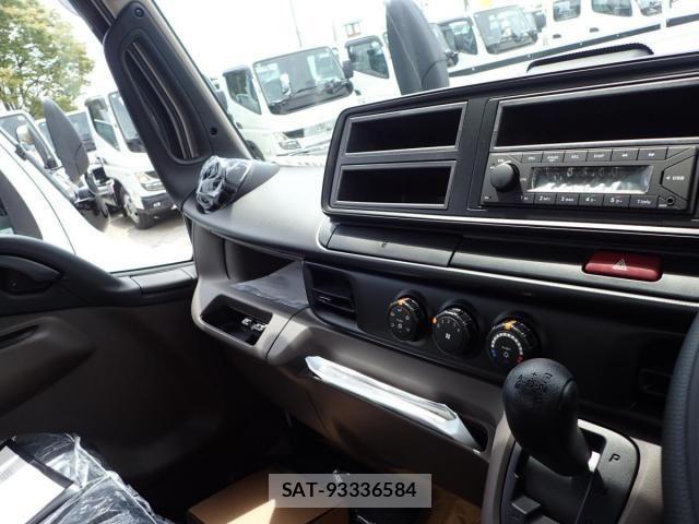 Mitsubishi CANTER 2026-04 7978730-12