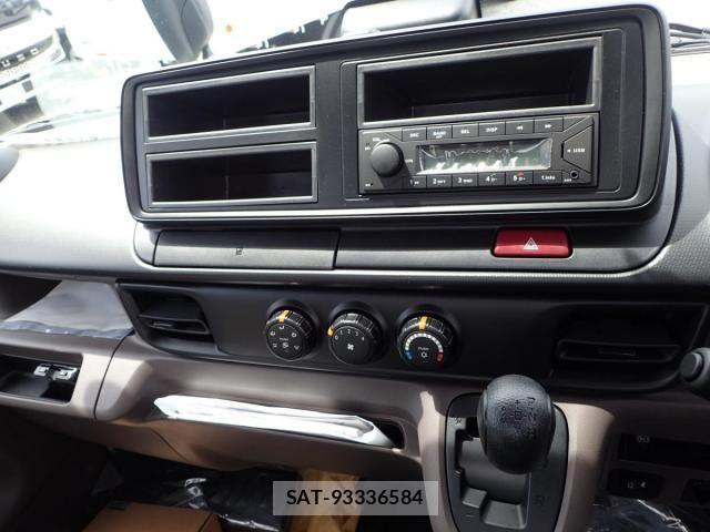 Mitsubishi CANTER 2026-04 7978730-13