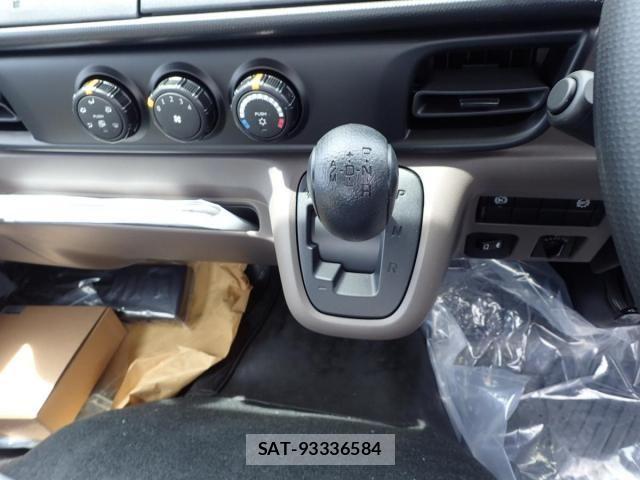 Mitsubishi CANTER 2026-04 7978730-14