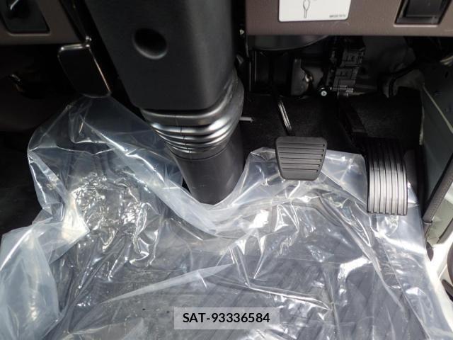 Mitsubishi CANTER 2026-04 7978730-22
