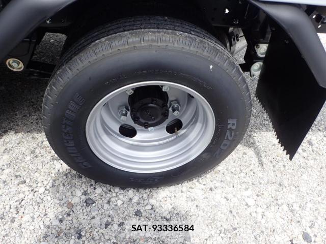 Mitsubishi CANTER 2026-04 7978730-26