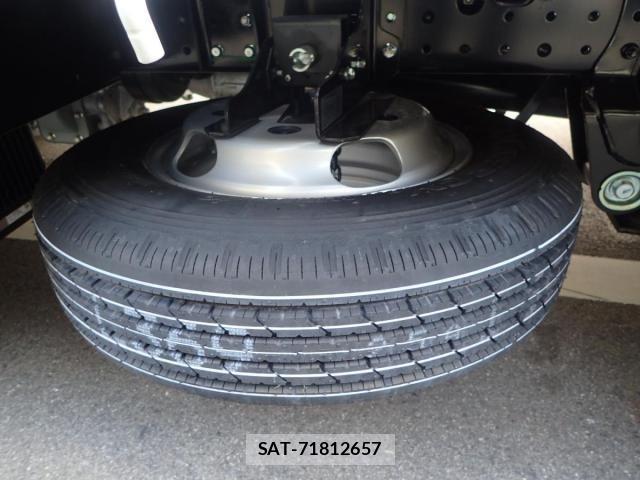 Mitsubishi CANTER 2026-04 7978723-10