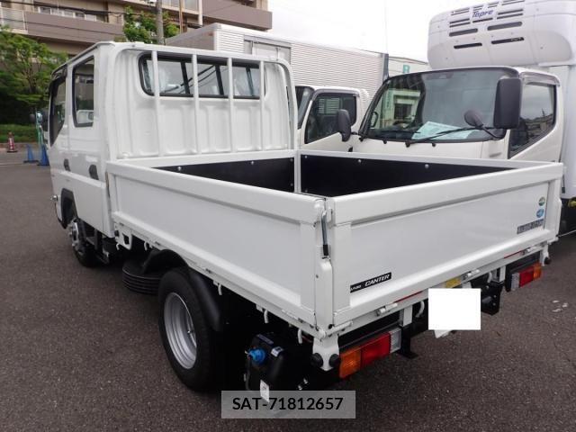 Mitsubishi CANTER 2026-04 7978723-2