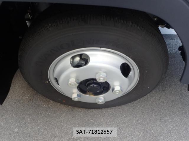 Mitsubishi CANTER 2026-04 7978723-29