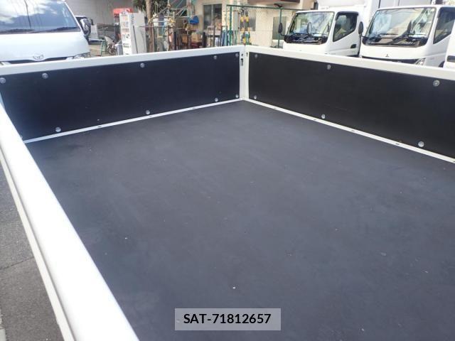 Mitsubishi CANTER 2026-04 7978723-5