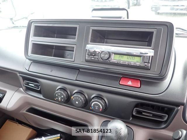 Mitsubishi CANTER 2026-04 7978727-12