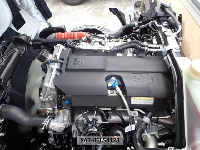 Mitsubishi CANTER 2026-04 7978727-22