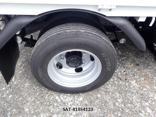 Mitsubishi CANTER 2026-04 7978727-25