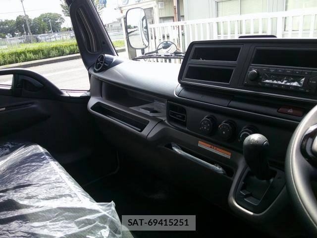 Mitsubishi CANTER 2026-03 7978747-17