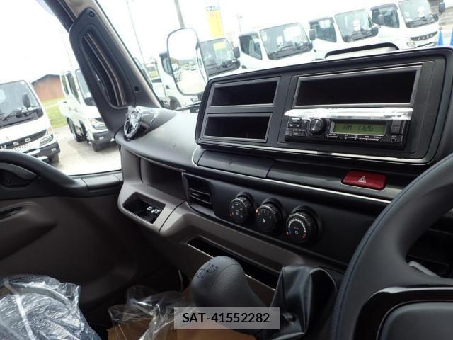 Mitsubishi CANTER 2026-04 7978731-12