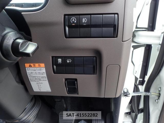 Mitsubishi CANTER 2026-04 7978731-19