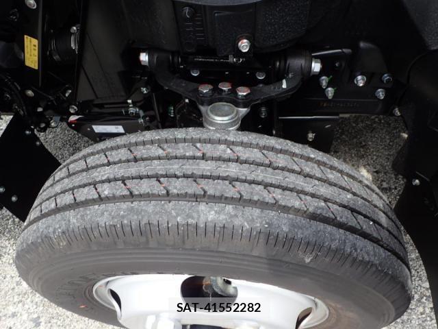 Mitsubishi CANTER 2026-04 7978731-25