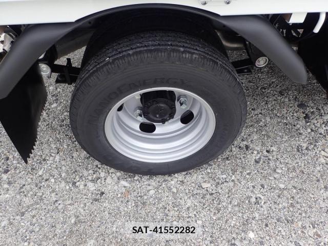 Mitsubishi CANTER 2026-04 7978731-28