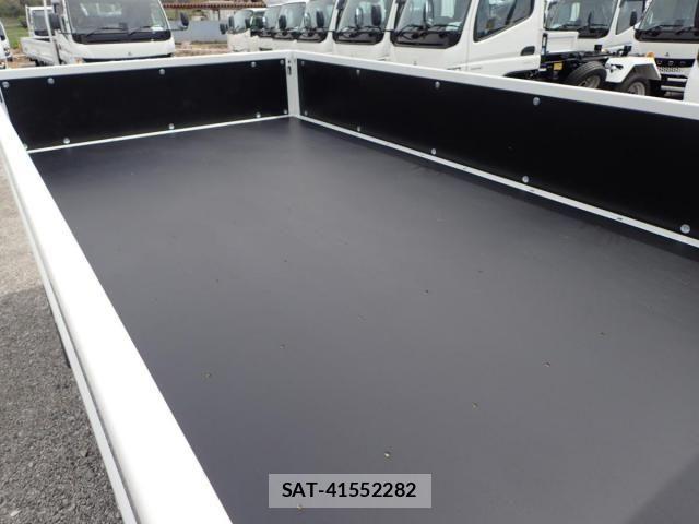 Mitsubishi CANTER 2026-04 7978731-4