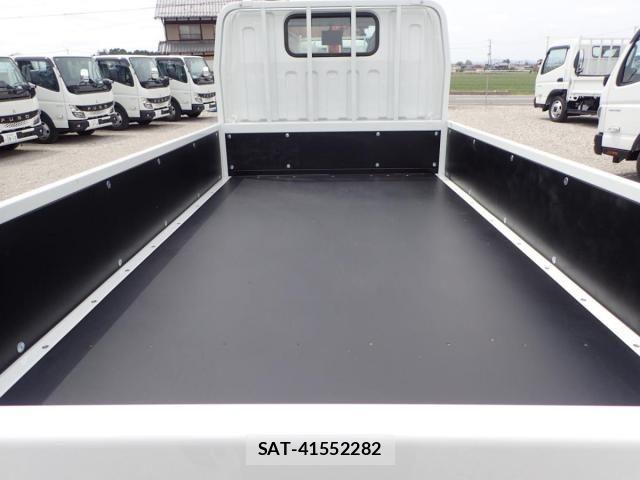 Mitsubishi CANTER 2026-04 7978731-5