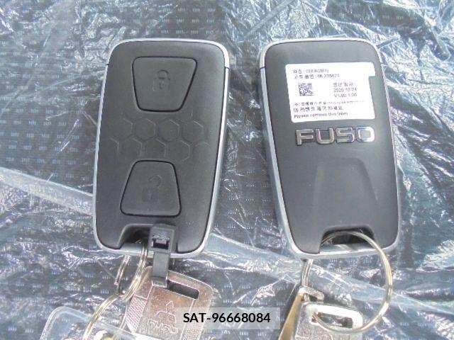 Mitsubishi CANTER 2026-03 7978703-16