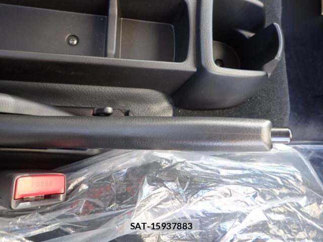 Mitsubishi CANTER 2026-04 7978704-21