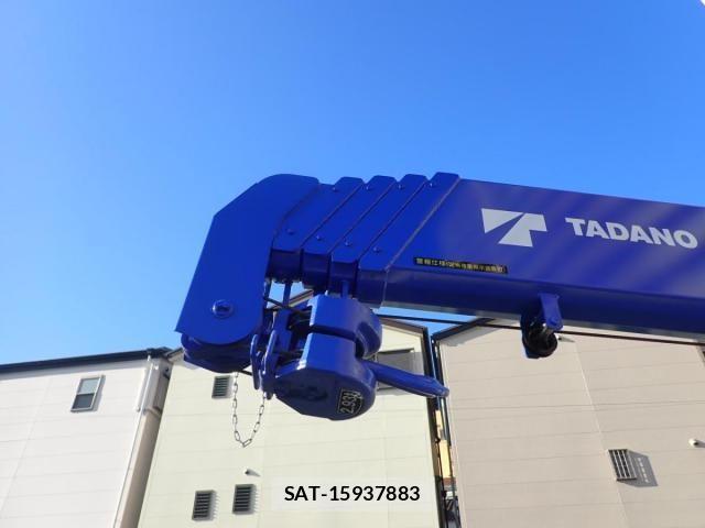 Mitsubishi CANTER 2026-04 7978704-8