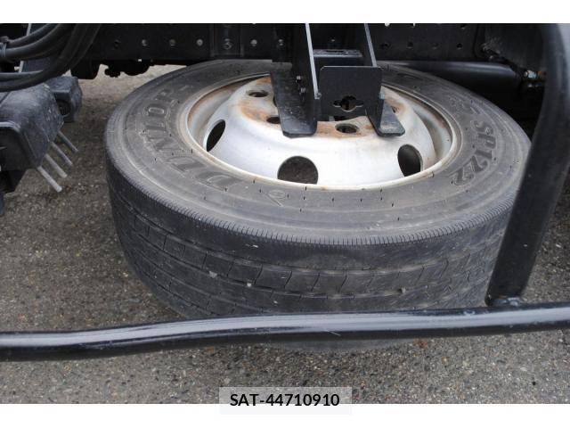 Mitsubishi CANTER 2013-03 7978732-25
