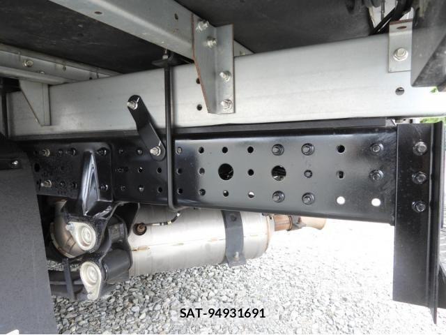 Mitsubishi CANTER 2023-09 8034724-15