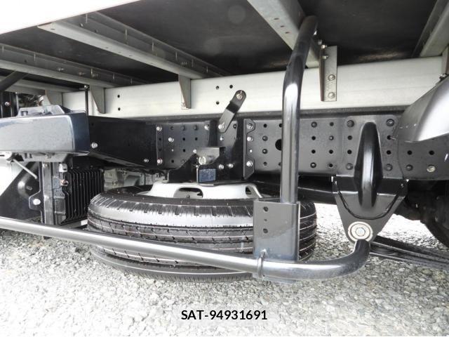 Mitsubishi CANTER 2023-09 8034724-17