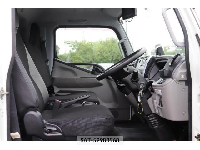 Mitsubishi CANTER 2018-08 8034723-18