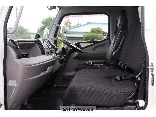 Mitsubishi CANTER 2018-08 8034723-19