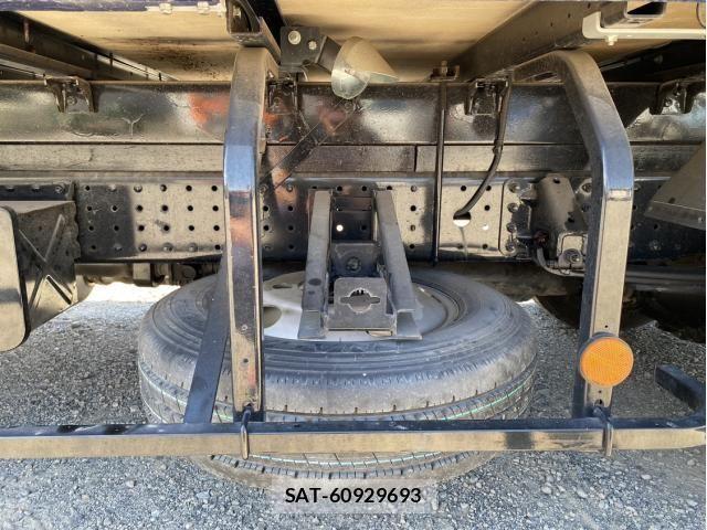 Mitsubishi CANTER 2021-07 8034722-16