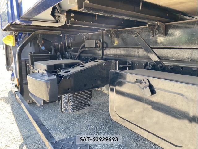 Mitsubishi CANTER 2021-07 8034722-18