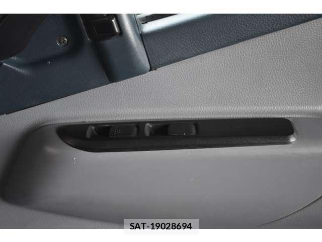 Mitsubishi CANTER 2016-03 8034727-9