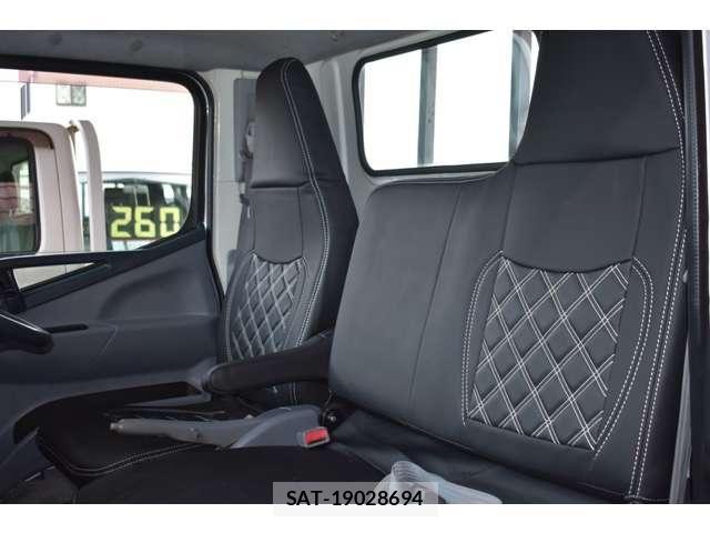 Mitsubishi CANTER 2016-03 8034727-13