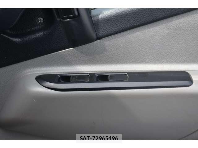 Mitsubishi CANTER 2017-01 8034726-9