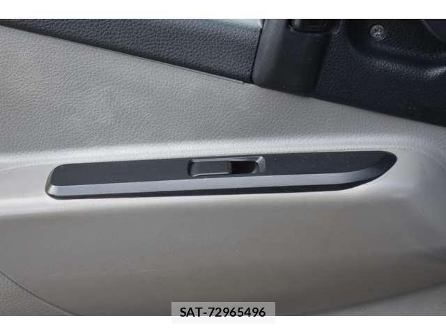 Mitsubishi CANTER 2017-01 8034726-11