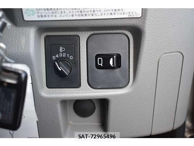 Mitsubishi CANTER 2017-01 8034726-20