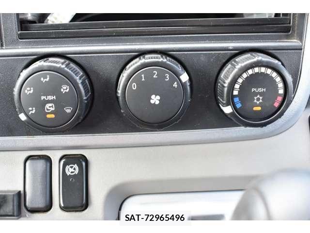 Mitsubishi CANTER 2017-01 8034726-23