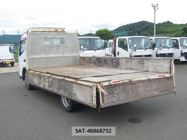Mitsubishi CANTER 2017-05 8034733-7