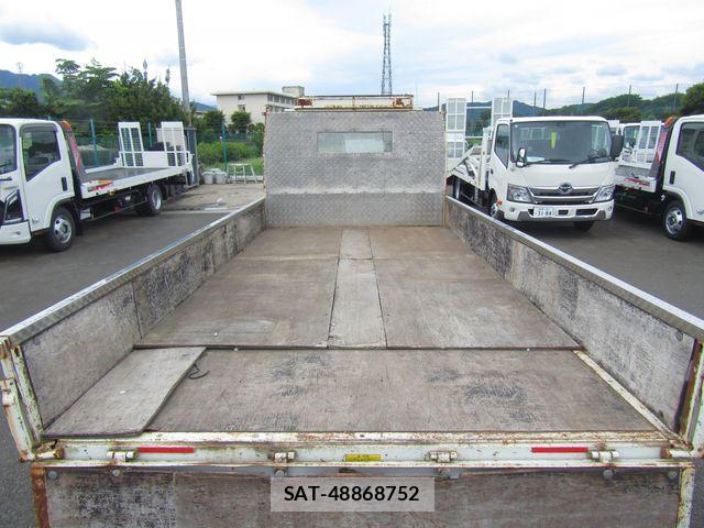 Mitsubishi CANTER 2017-05 8034733-8