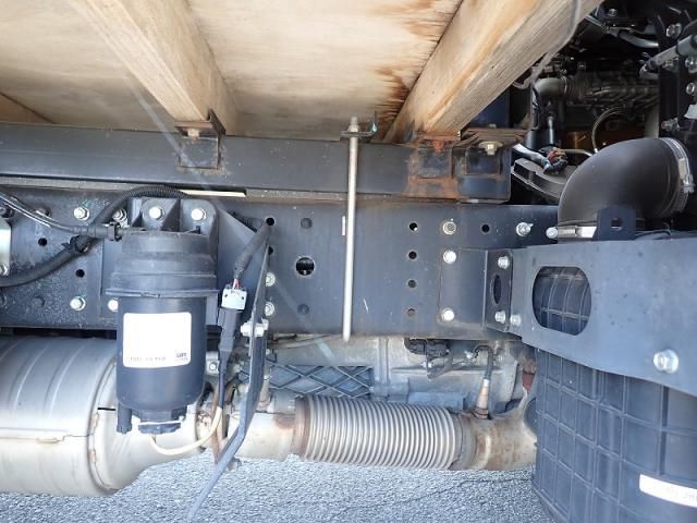 Mitsubishi CANTER 2021-05 8060557-19