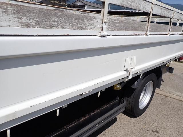 Mitsubishi CANTER 2021-05 8060557-26