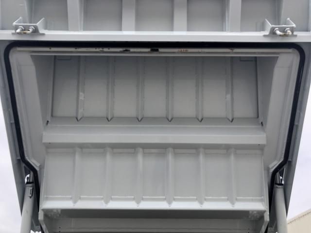 Mitsubishi CANTER 2026-03 8060552-24