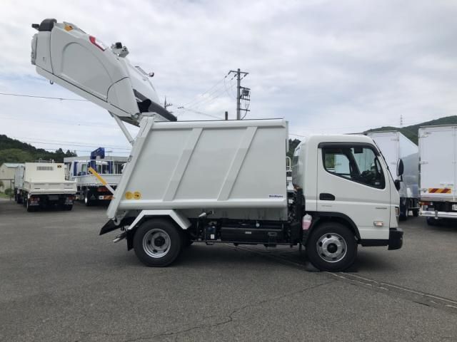 Mitsubishi CANTER 2026-03 8060552-4