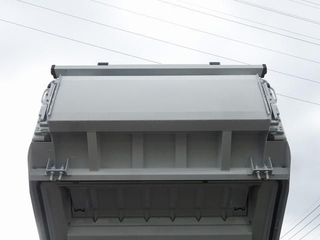 Mitsubishi CANTER 2026-03 8060551-18
