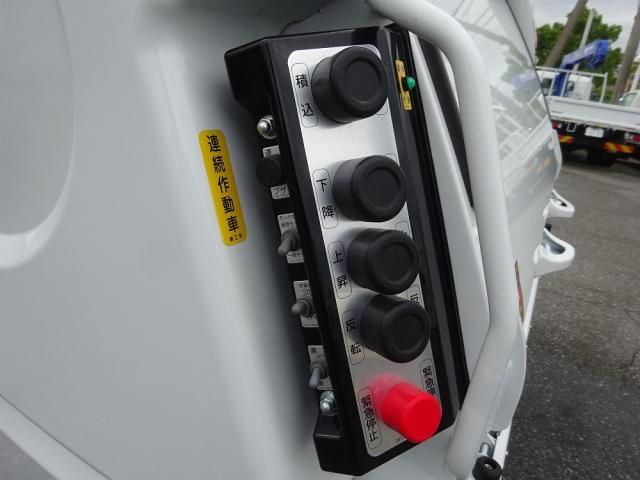 Mitsubishi CANTER 2026-03 8060551-24