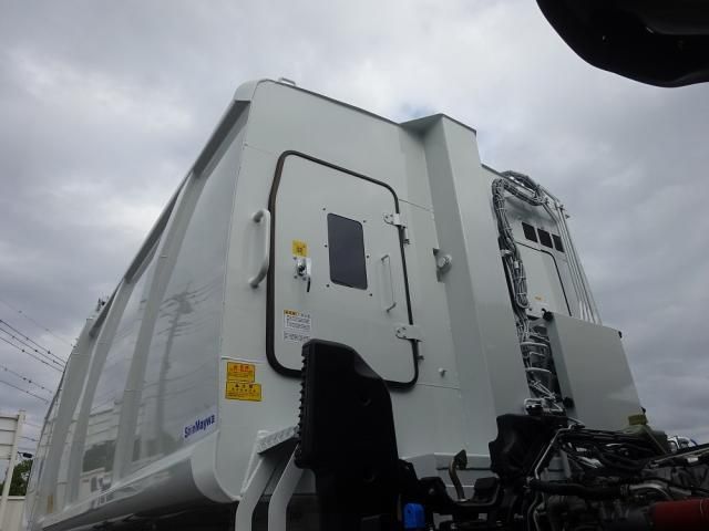 Mitsubishi CANTER 2026-03 8060551-25