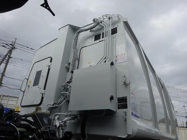 Mitsubishi CANTER 2026-03 8060551-26