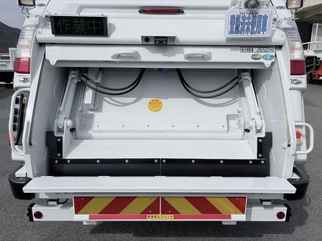 Mitsubishi CANTER 2026-03 8060550-13