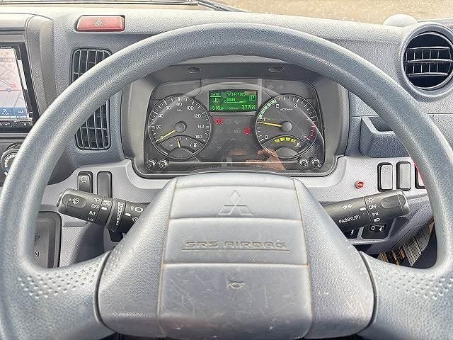 Mitsubishi CANTER 2013-03 8060554-11