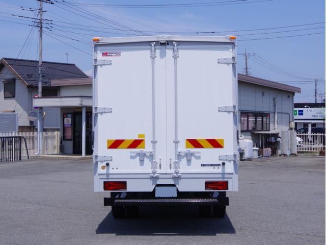 Mitsubishi CANTER 2026-01 8060555-17