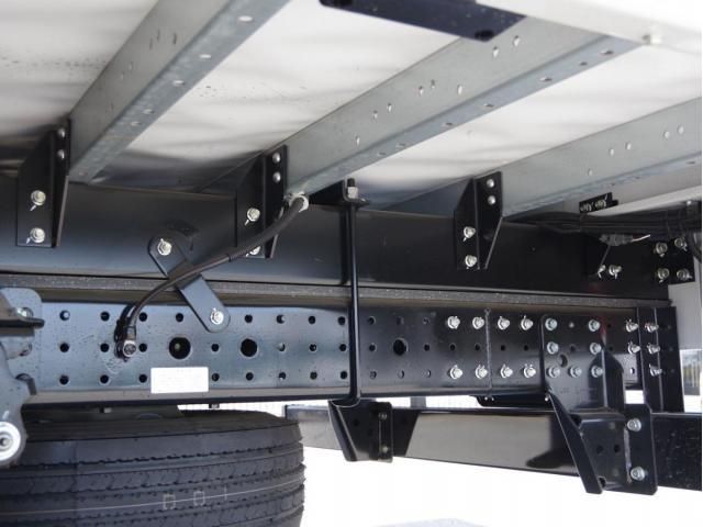 Mitsubishi CANTER 2026-01 8060555-6
