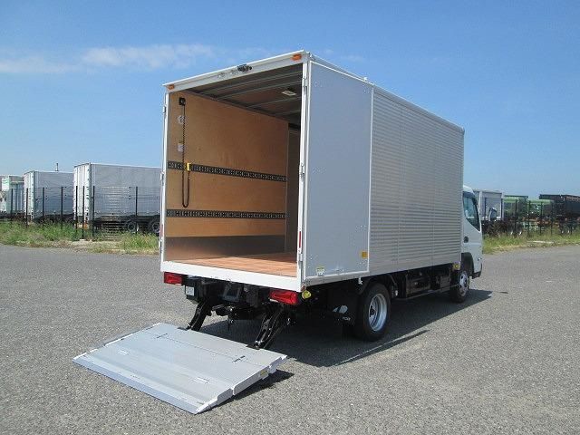 Mitsubishi CANTER 2026-01 8060553-15